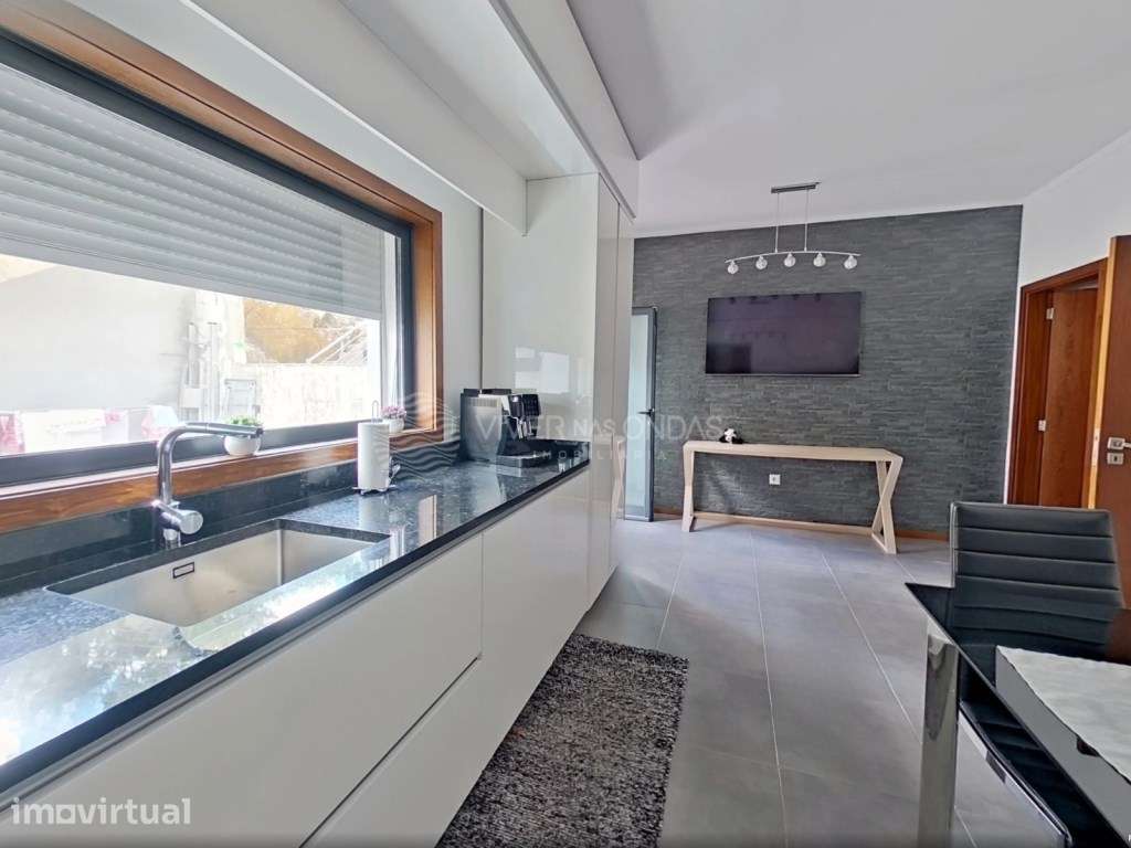 Moradia T3 com Terraço de 34 m² e Garagem - Carvalhosa, Paços de Fe... - Grande imagem: 3/35
