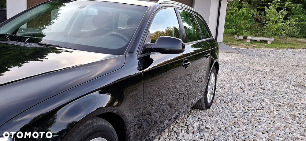 Audi A4 Avant 2.0 TDI ultra DPF Attraction - 3