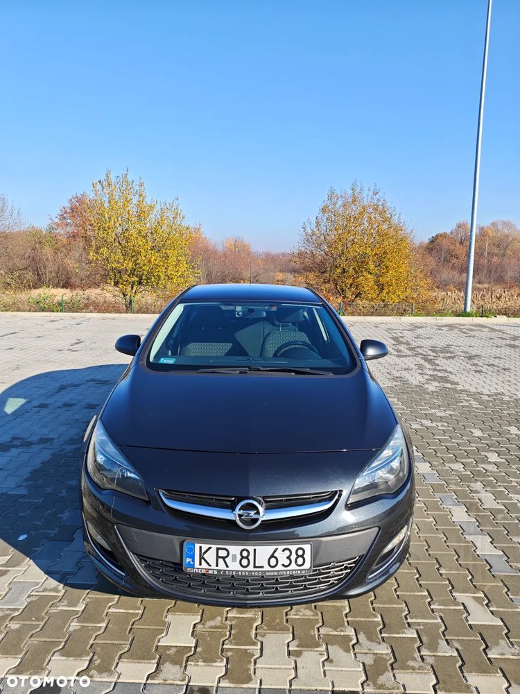 Opel Astra IV 1.4 T Active - 2
