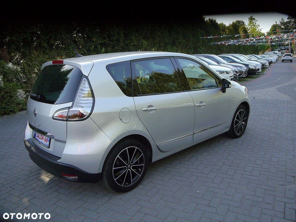 Renault Scenic 2.0 16V 140 CVT Bose Edition - 12
