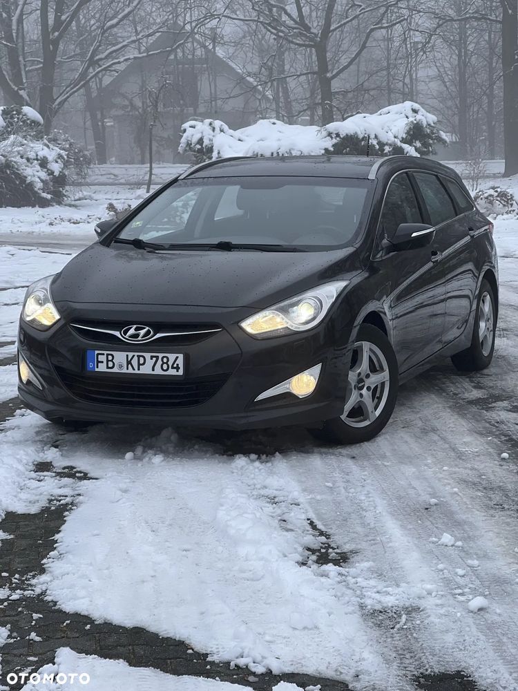 Hyundai i40 i40cw 1.7 CRDi Fifa World Cup Edition - 1