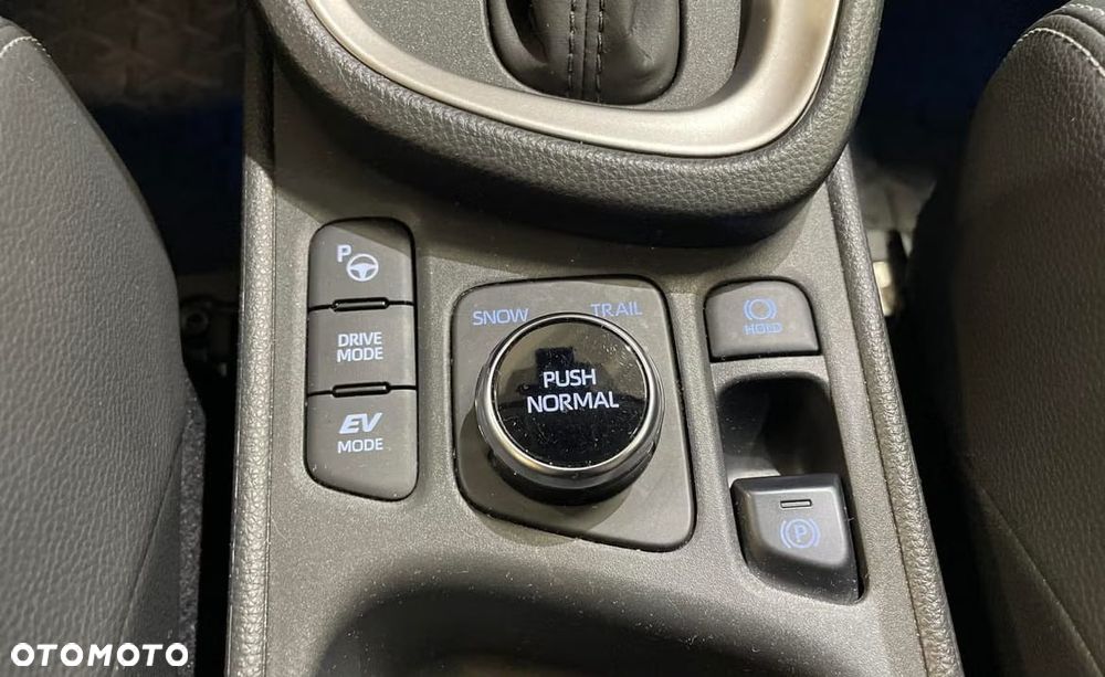 Toyota Yaris Cross - 13