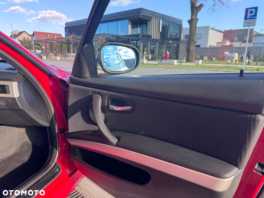 BMW Seria 3 320i Edition Exclusive - 10