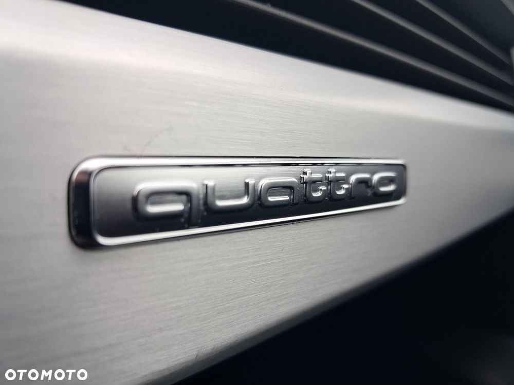 Audi A4 Limousine - 23