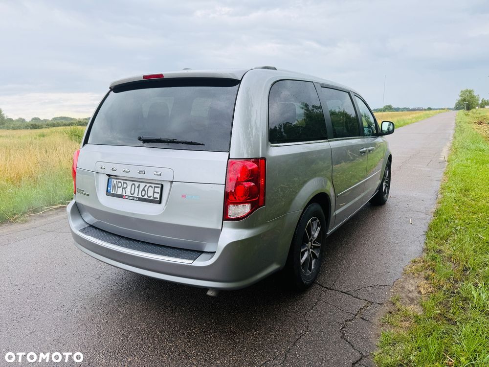 Dodge Grand Caravan 3.6 R/T - 4