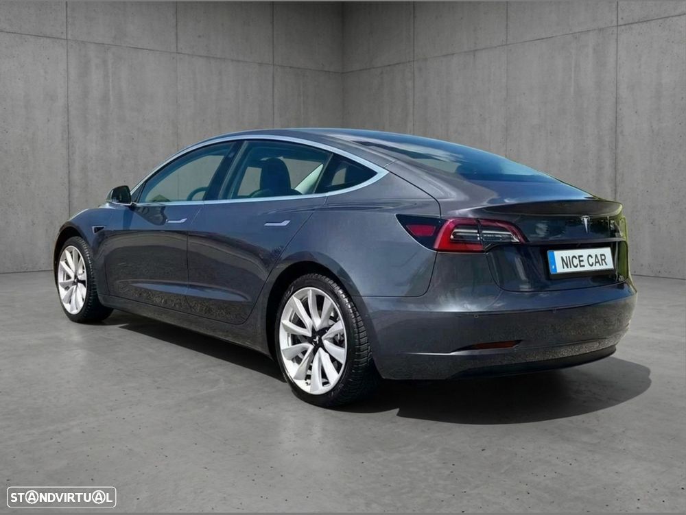 Tesla Model 3 Long-Range Dual Motor AWD - 2