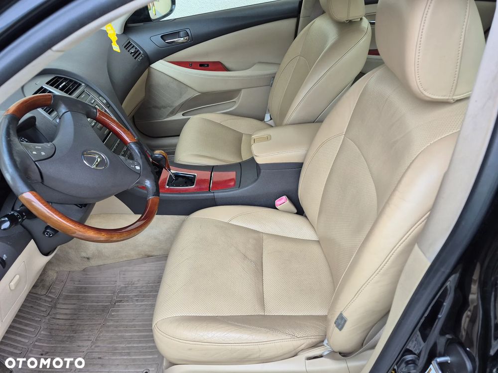 Lexus ES - 11