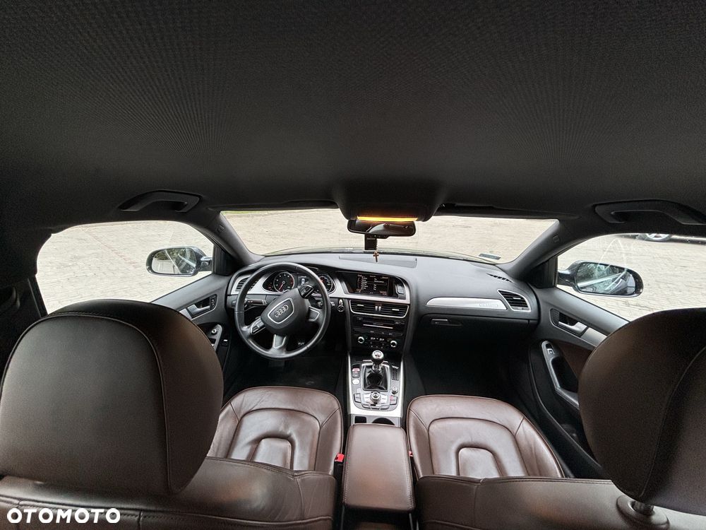 Audi A4 Limousine - 6