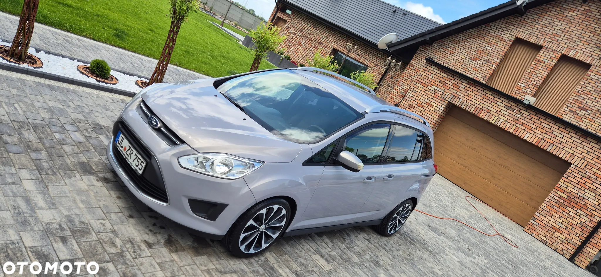 Ford Grand C-MAX - 13