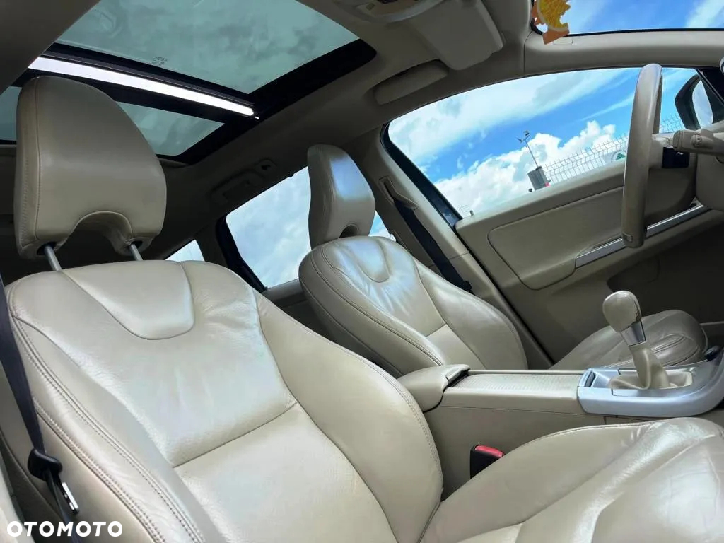 Volvo XC 60 D4 Summum - 30