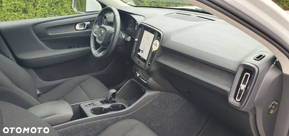 Volvo XC 40 T3 Momentum Core - 38