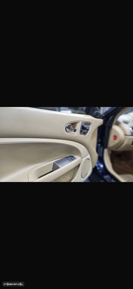 Jaguar XK 4.2 V8 - 5