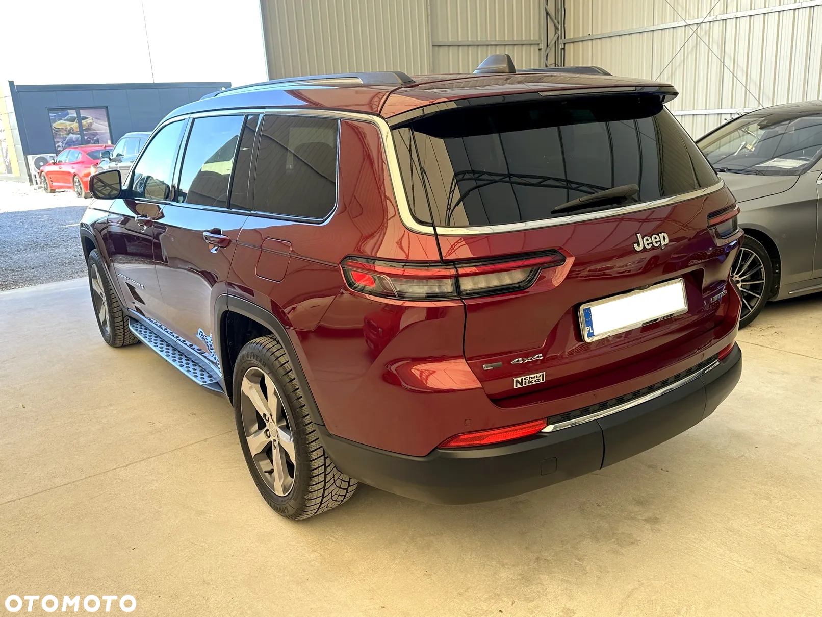 Jeep Grand Cherokee - 4