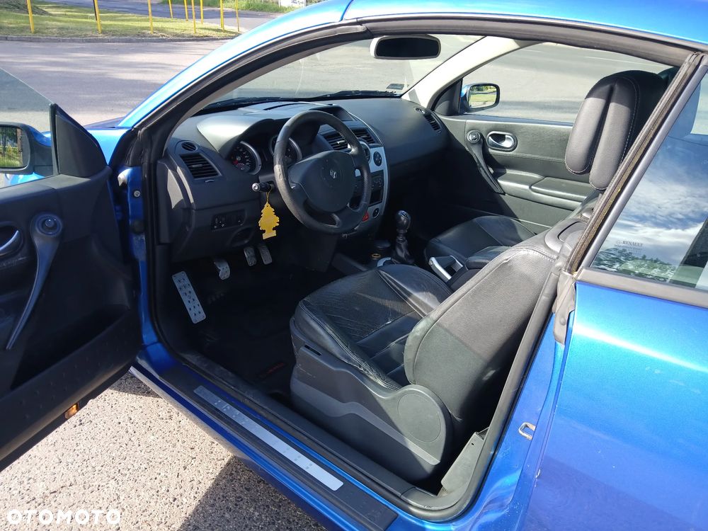 Renault Megane 2.0 16V Dynamique - 10