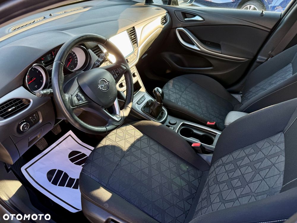 Opel Astra 1.4 Turbo 120 Jahre - 6