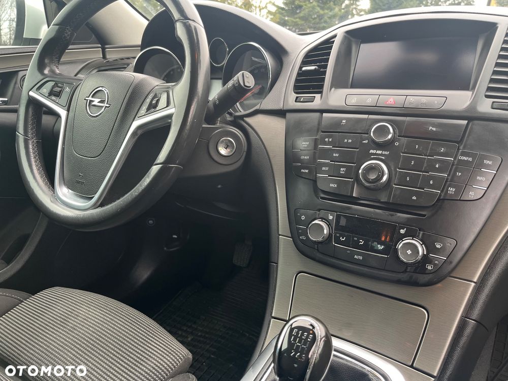 Opel Insignia - 13