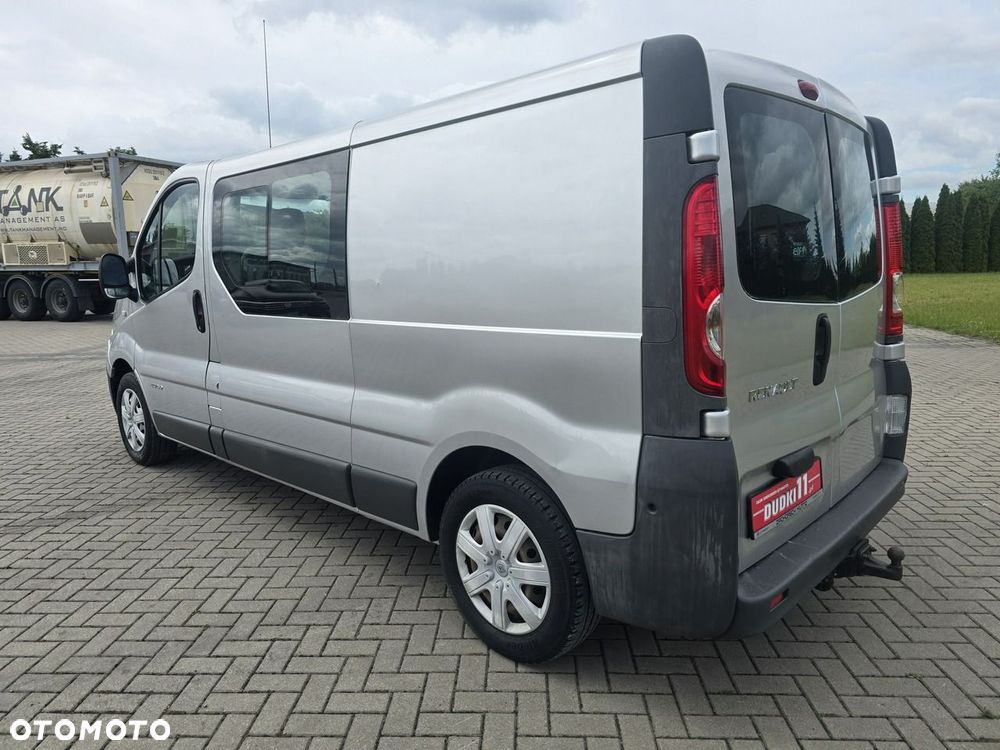 Renault Trafic - 11