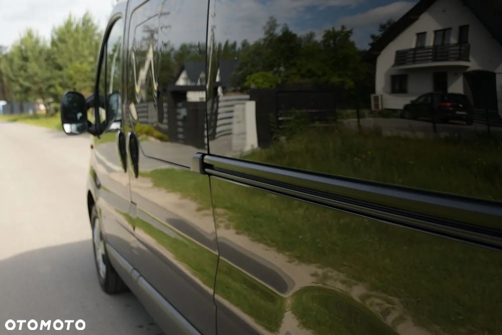 Opel Vivaro - 33