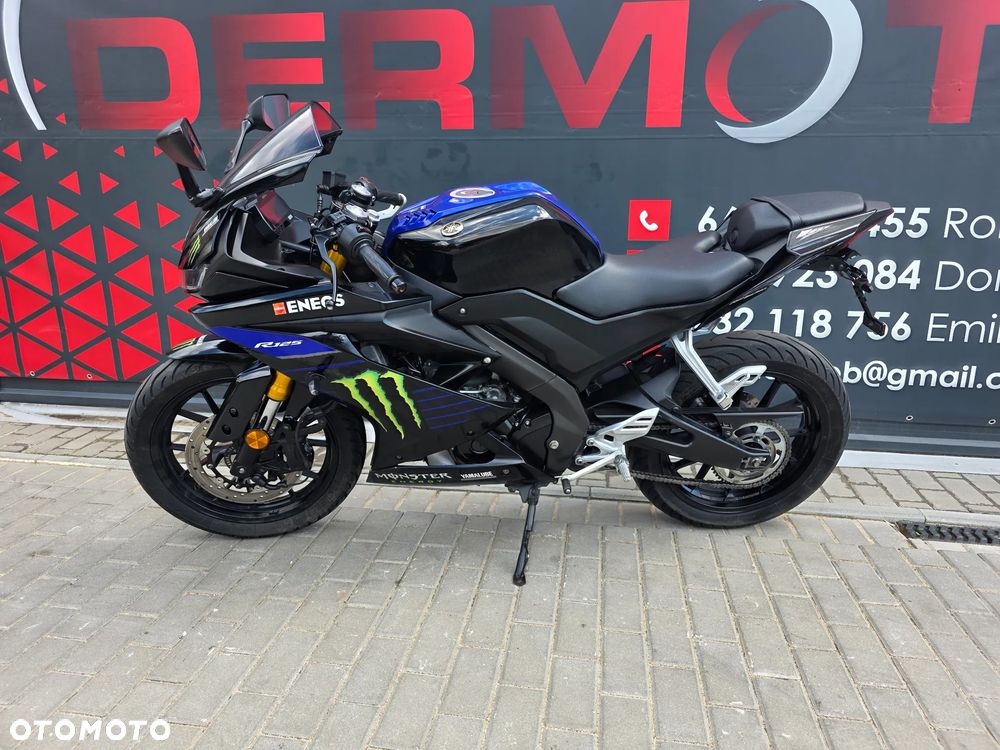 Yamaha YZF - 3