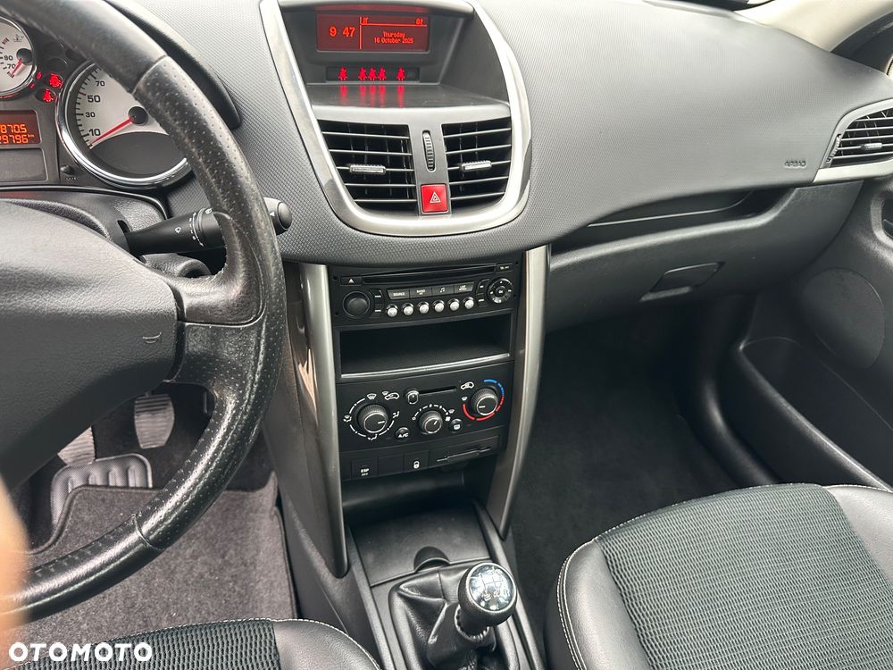 Peugeot 207 95 VTi Premium - 6