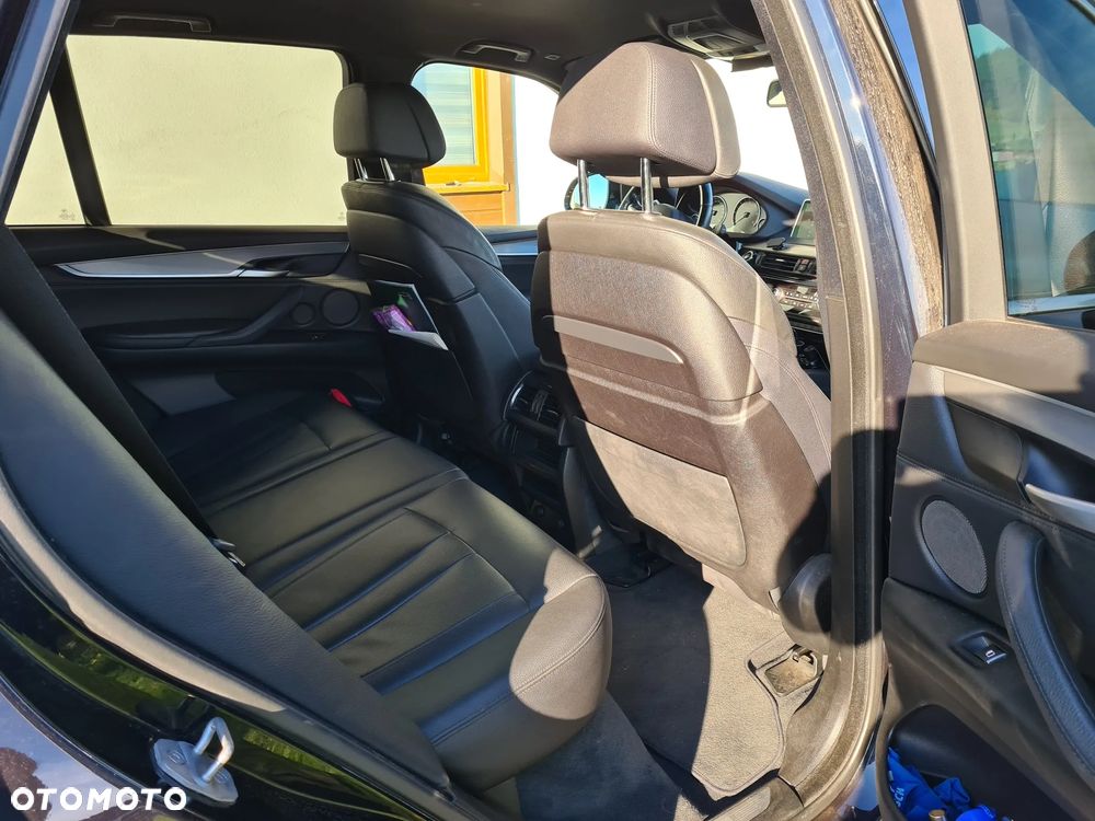 BMW X5 xDrive30d - 13