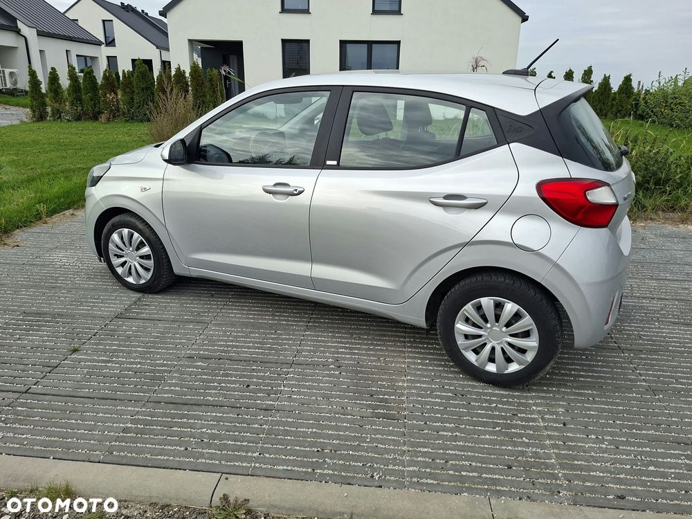 Hyundai i10 - 15