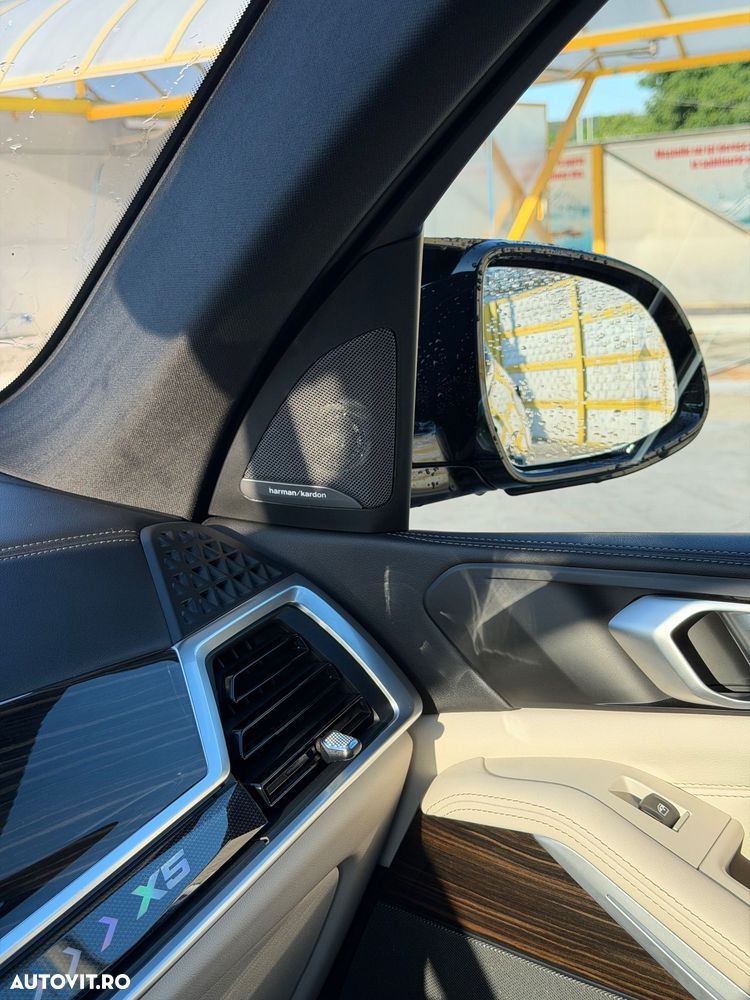 BMW X5 2023 — imagine 12