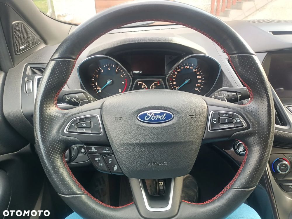 Ford Kuga 1.5 EcoBoost 4x4 ST-Line - 6
