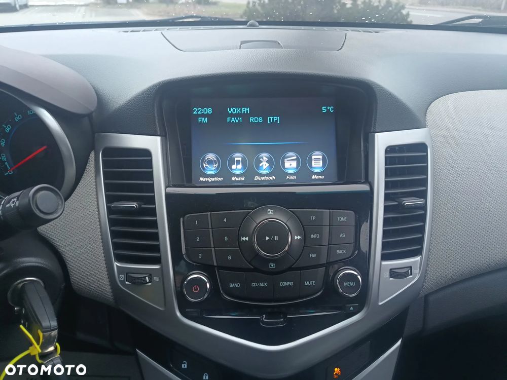 Chevrolet Cruze - 11