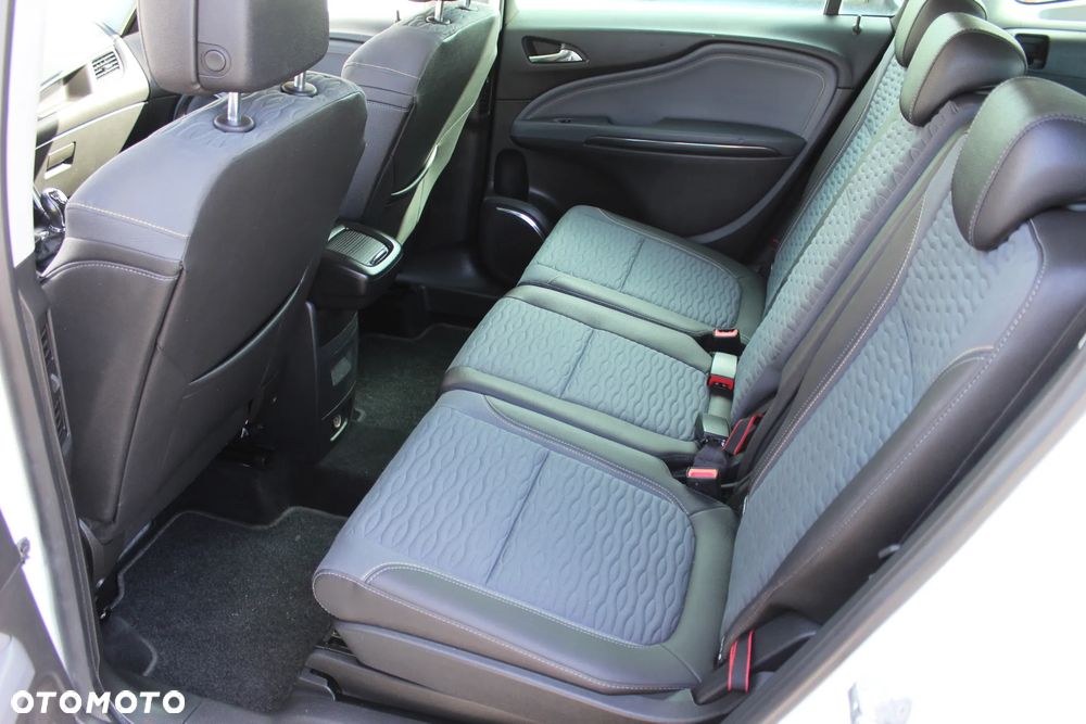 Opel Zafira - 19