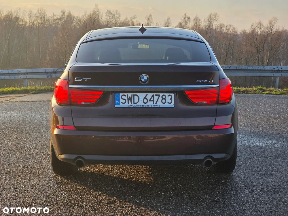 BMW 5GT - 7