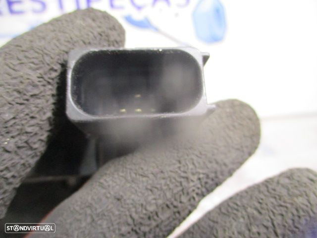 Fecho 51797569 FIAT GRANDE PUNTO 3 2008 1.3JTD 75CV 5P CINZENTO TE 6 PINOS  FIAT GRANDE PUNTO 3 2008 1.3JTD 75CV 5P CINZA ESCURO FD 6 PINOS - 6
