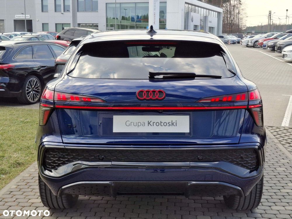 Audi Q3 Sportback - 5