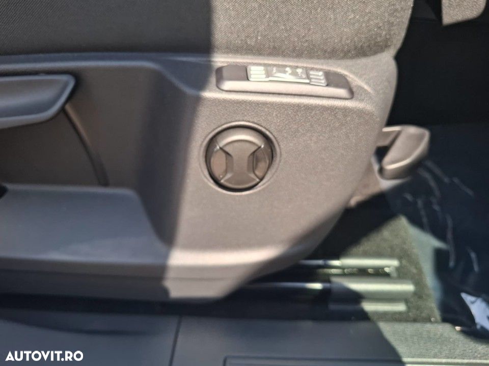 Ford Tourneo Connect - 22