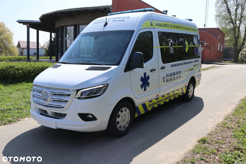Mercedes-Benz Sprinter 319 - 2