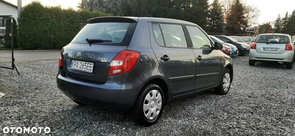 Skoda Fabia - 6