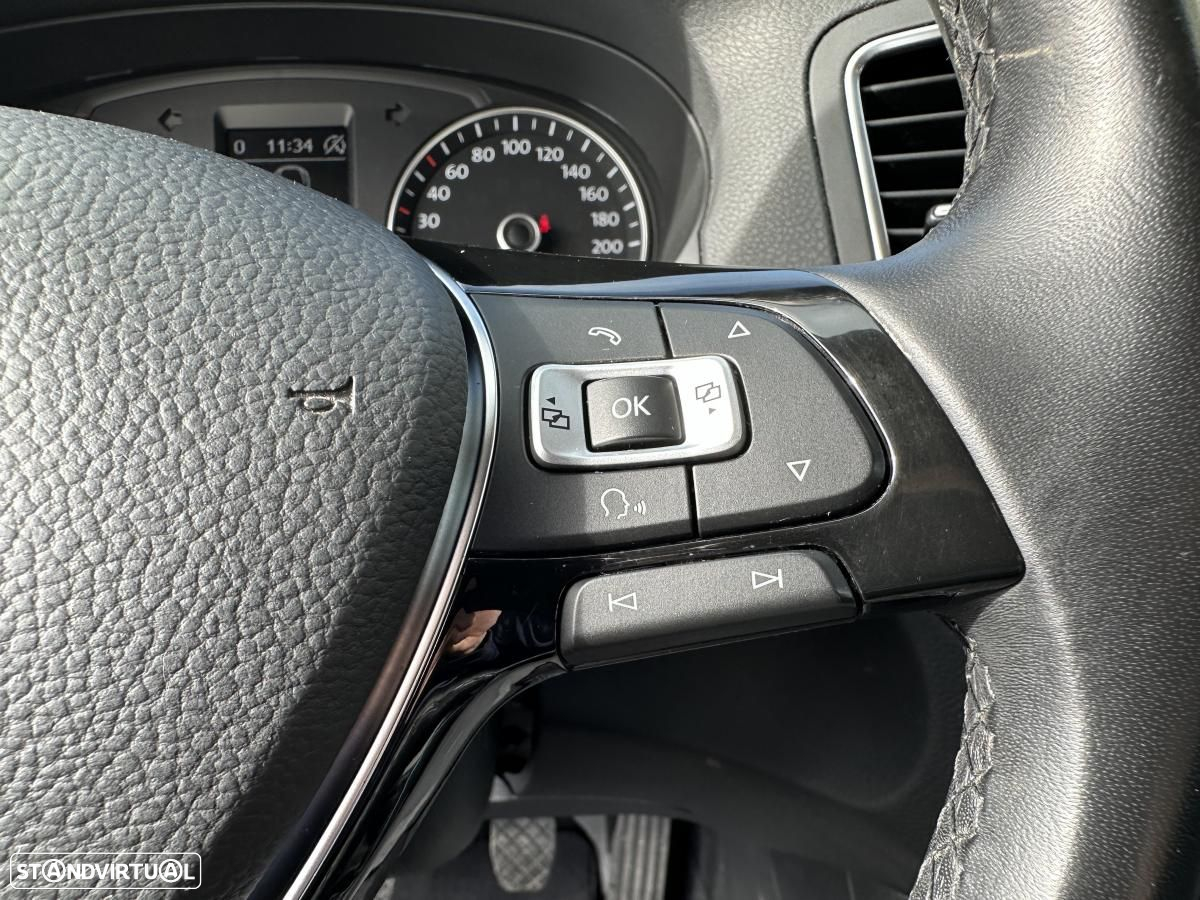 VW Sharan 2.0 TDi Blue Confortline - 33