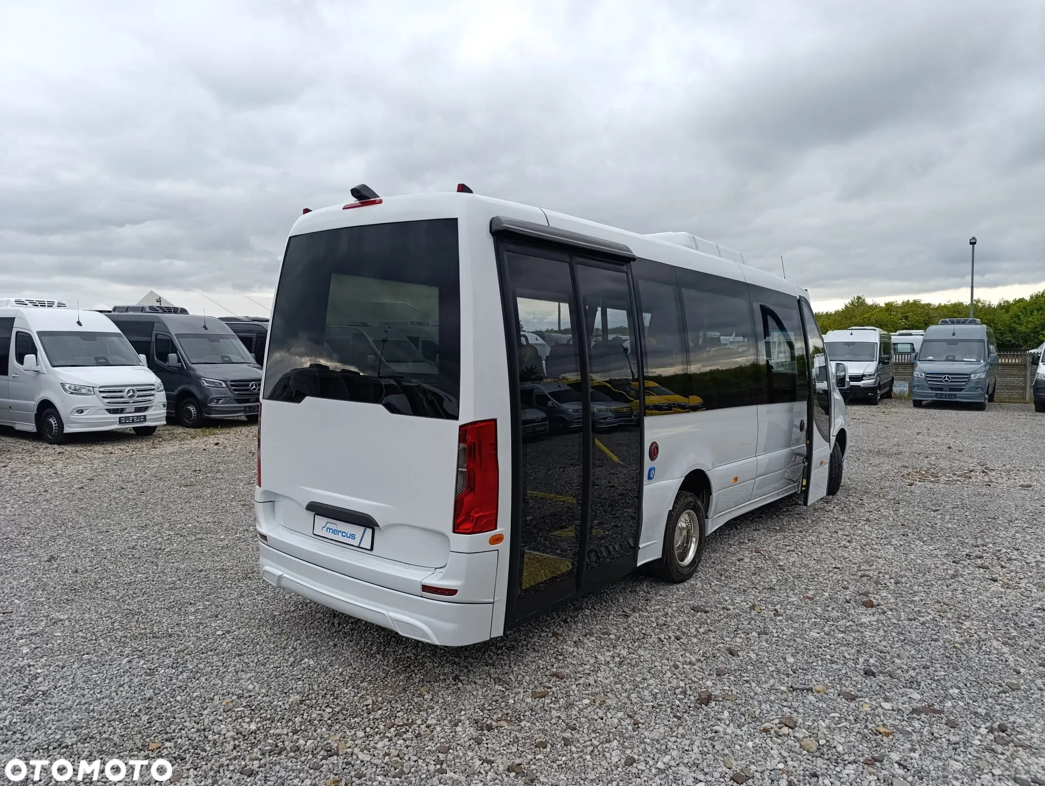 Mercedes-Benz Sprinter 517 - 6