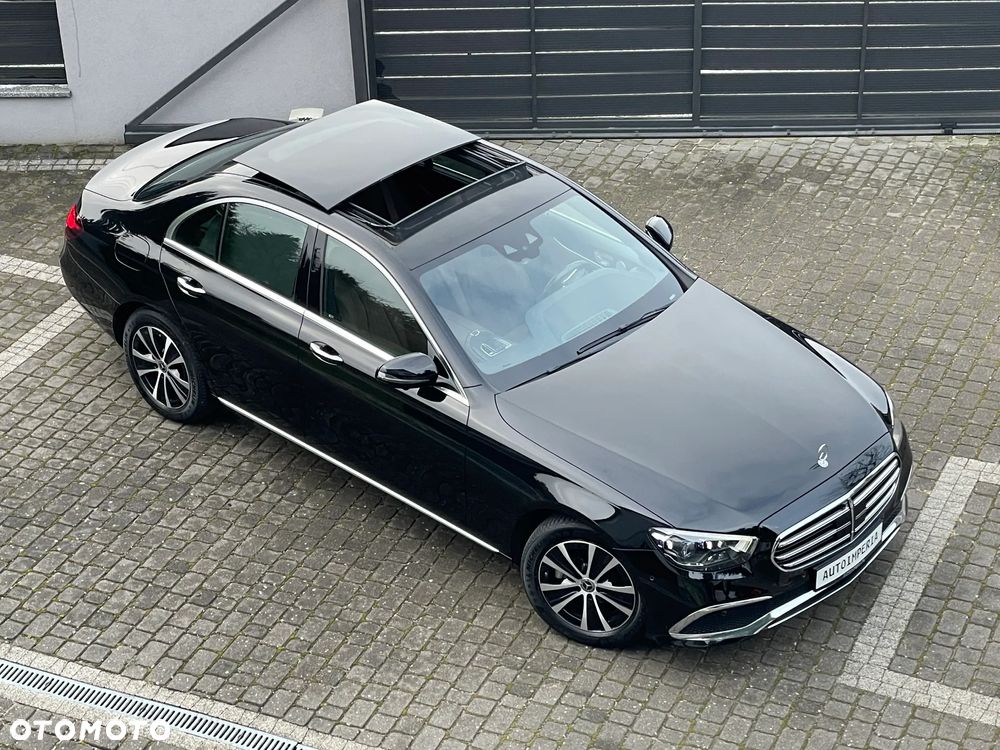 Mercedes-Benz Klasa E 220 d 4Matic 9G-TRONIC Exclusive - 5