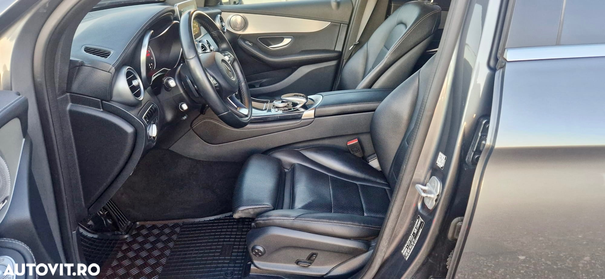 Mercedes-Benz GLC 220 d 4Matic 9G-TRONIC AMG Line - 9