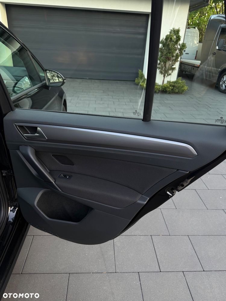 Volkswagen Golf Sportsvan 1.2 TSI (BlueMotion Technology) Trendline - 25