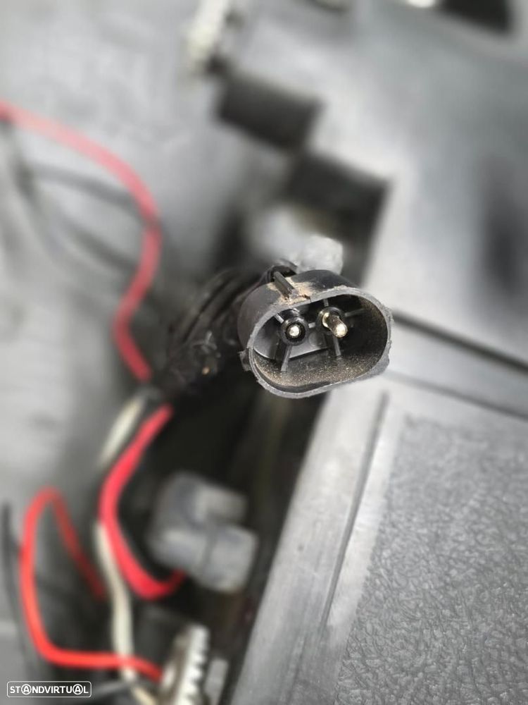 FAROL ESQUERDO BMW SERIE 5 TOURING E39 - 3