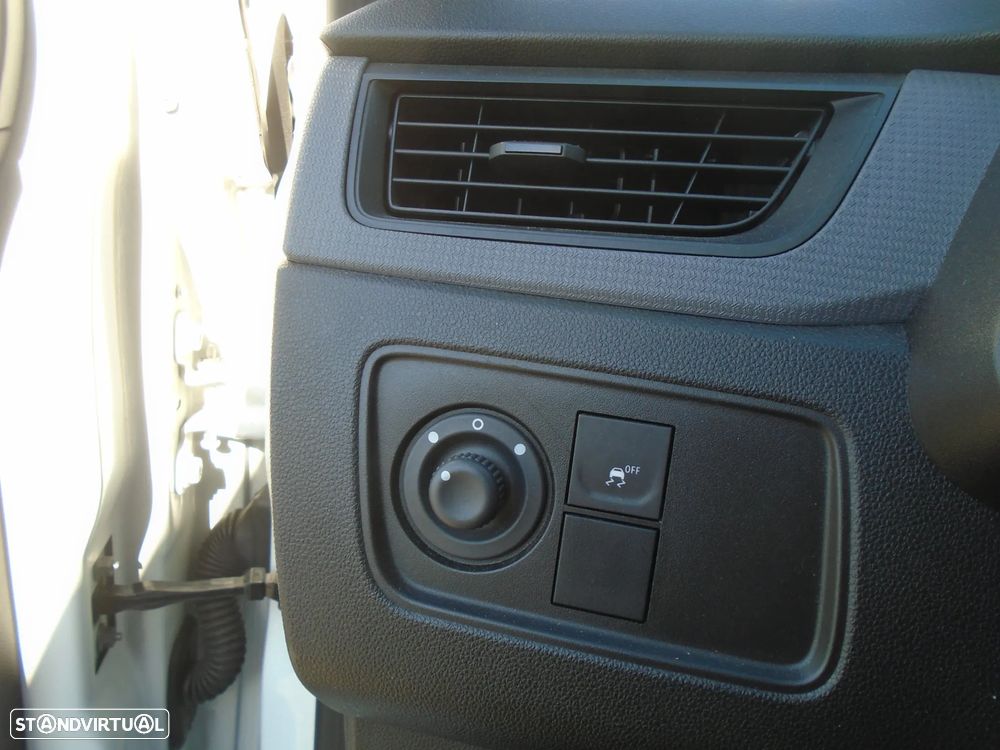 Renault KANGOO EXPRESS 1.5 BLUE DCI - NACIONAL- IVA DEDUTIVEL - 23