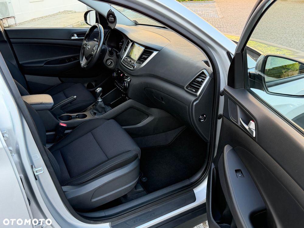 Hyundai Tucson blue 1.6 GDi 2WD Navi - 10