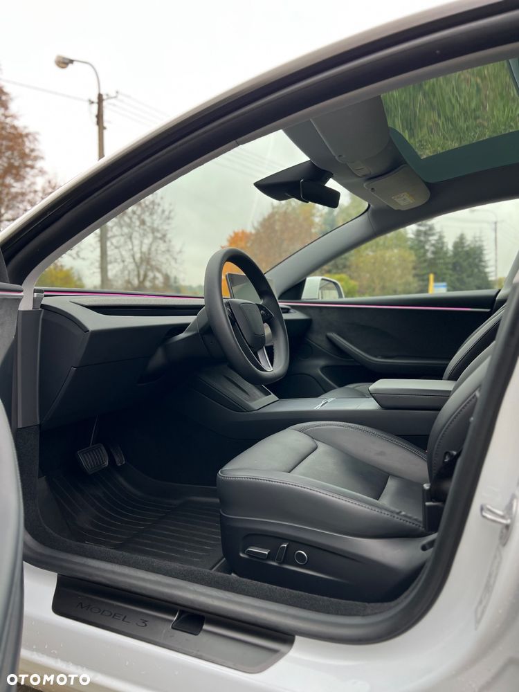 Tesla Model 3 Long Range AWD - 12