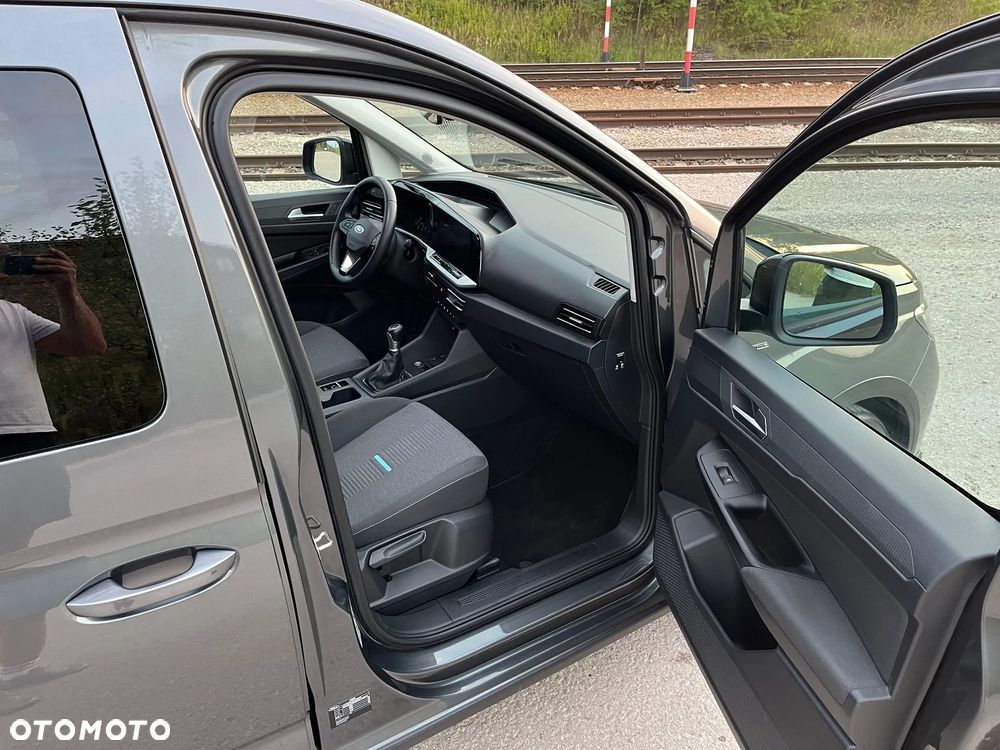 Ford Tourneo Connect 2.0 EcoBlue Active - 31