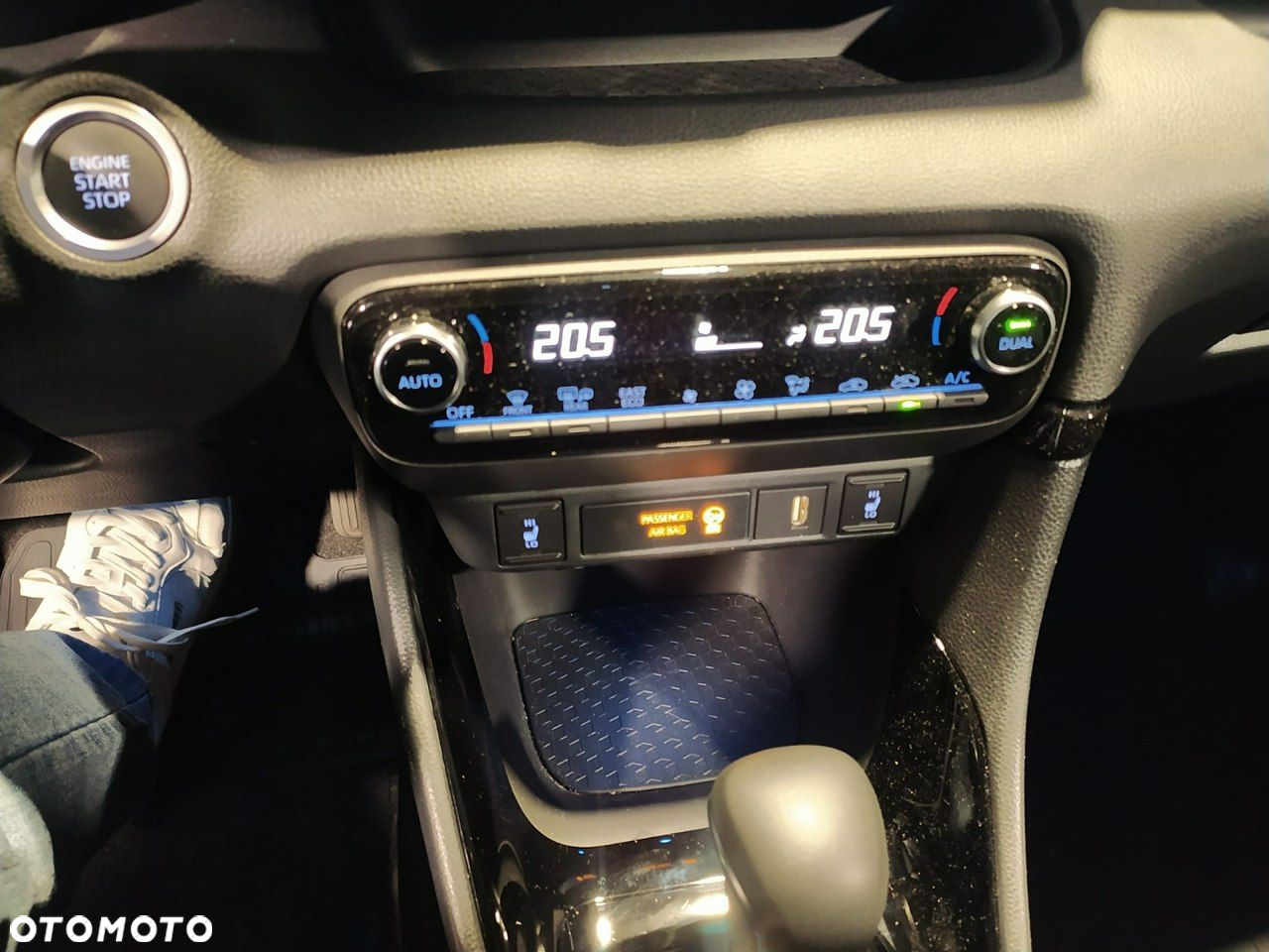 Toyota Yaris 1.5 Style CVT - 9