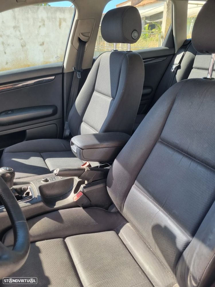 Audi A4 Avant 1.9 TDI - 8