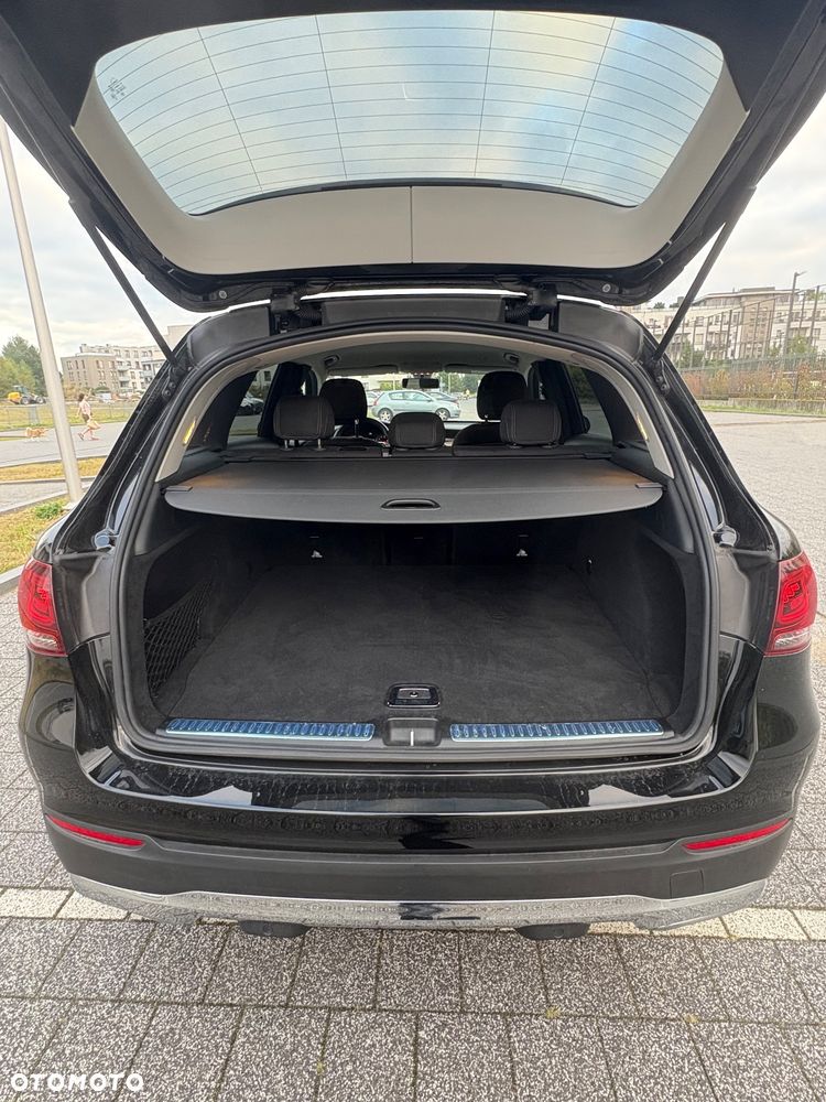 Mercedes-Benz GLC 200 - 11