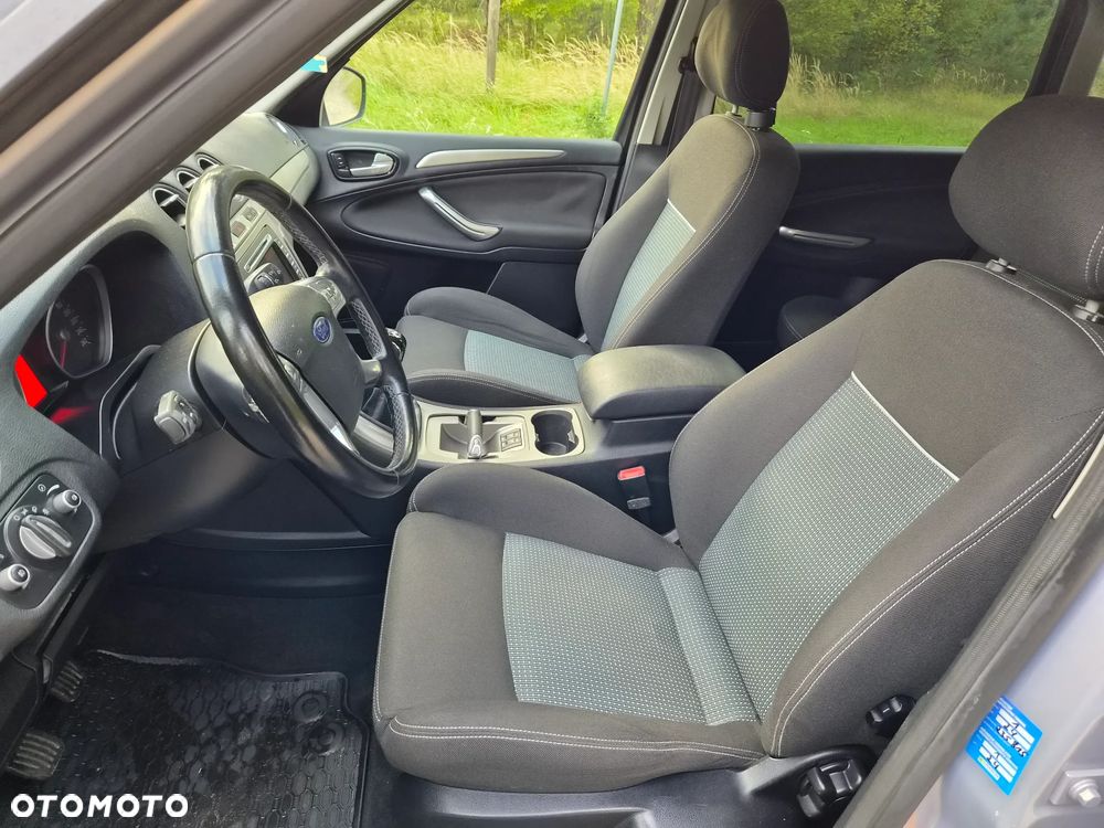 Ford S-Max 1.6 T Trend - 19